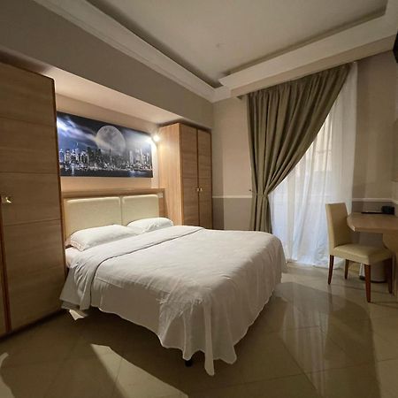 Spqr Suite Guest House Roma Ngoại thất bức ảnh