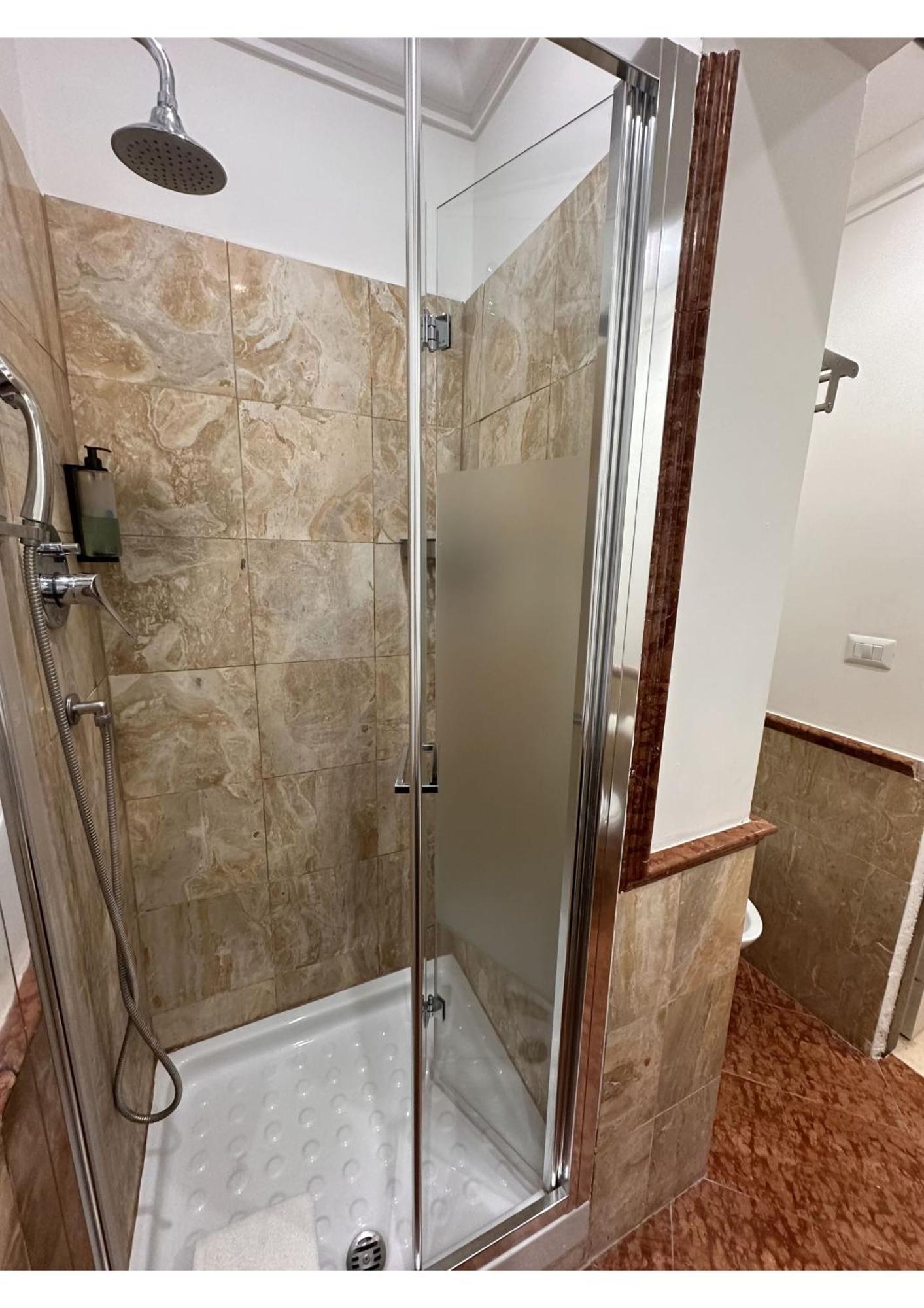 Spqr Suite Guest House Roma Ngoại thất bức ảnh