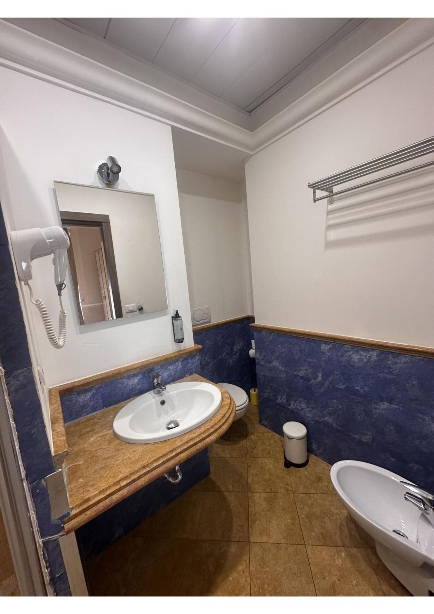 Spqr Suite Guest House Roma Ngoại thất bức ảnh